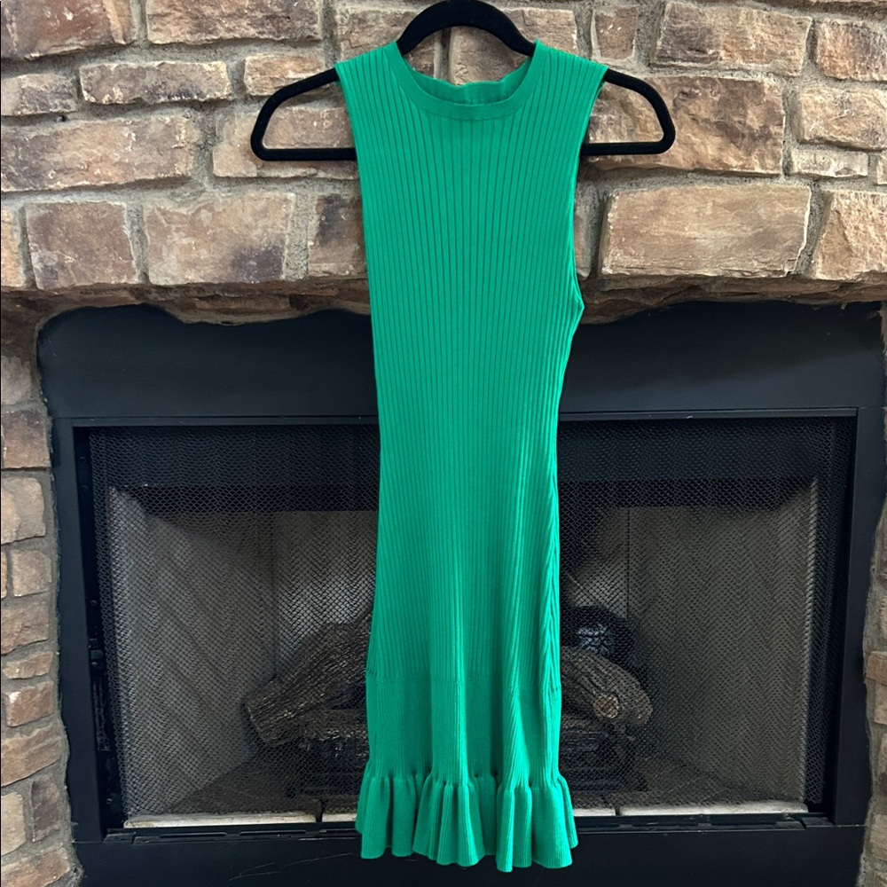 Emerald Green Sleeveless Ribbed  Sweater Dress With Ruffled Bottom. Large